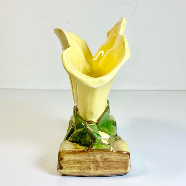 1930s Vintage Art Deco Americana Boho Chic McCoy Pottery Lily Vase - 3 Wells. For Sale - Image 10 of 16