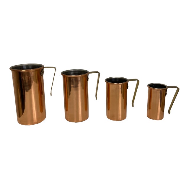 Vintage B & M Duoro Copper and Brass Measuring Cups – Set of 4 For Sale