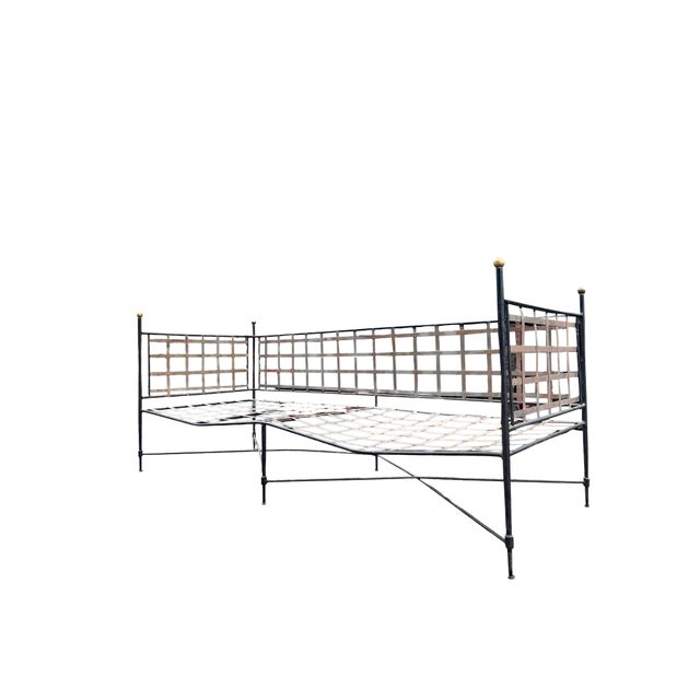 Wrought Iron Patio Daybed Seating Sofa Settee Attributed to Mario Papperzini for Salterini For Sale In New York - Image 6 of 12