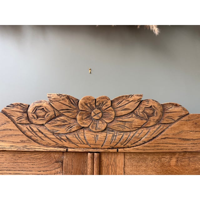 Parisian Art Deco Oak Display Cabinet, 1930s For Sale - Image 10 of 12