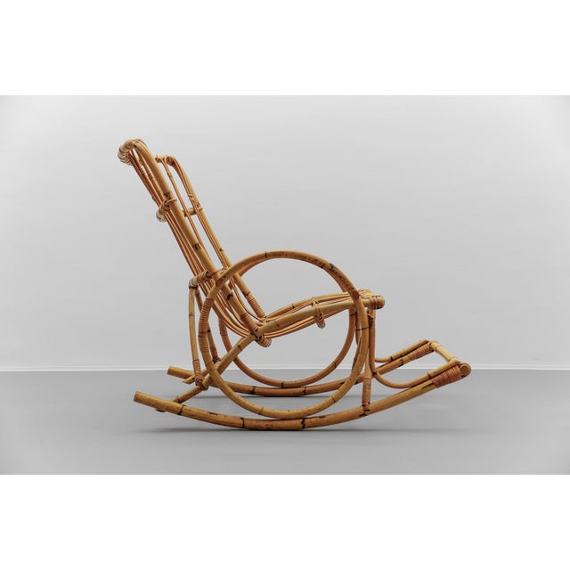 Very good condition. Italy. Franco Albini Style.