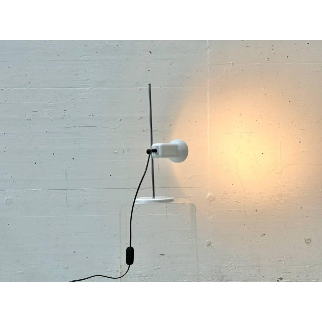 Space Age White Metal Table Lamp, 1970s For Sale - Image 5 of 16