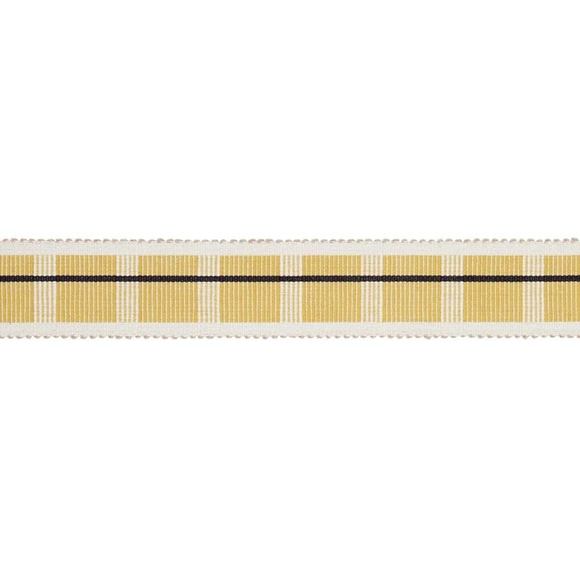A nod to tradition that feels fresh and modern, Calcada Fringe is a chic accent in any room. Soft and silky, it’s an...