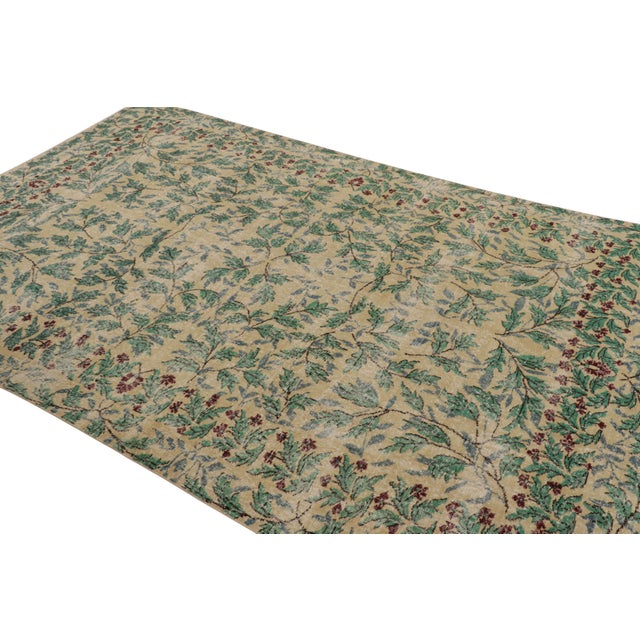 1960s Vintage Zeki Müren Rug in Beige With Green and Blue Floral Pattern - Rug & Kilim For Sale - Image 5 of 9