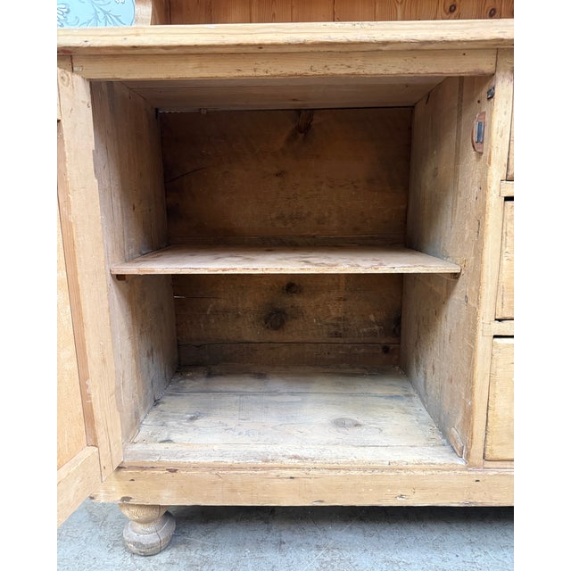 Antique English Two-Part Buffet in Pine, 1890s For Sale - Image 10 of 18