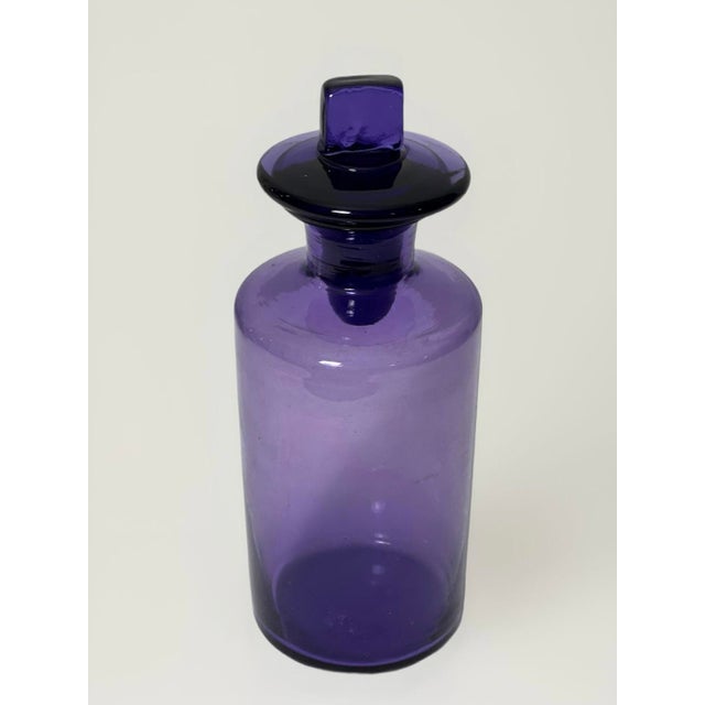 English 19th Century English Amethyst Handblown Glass Apothecary Jar For Sale - Image 3 of 9