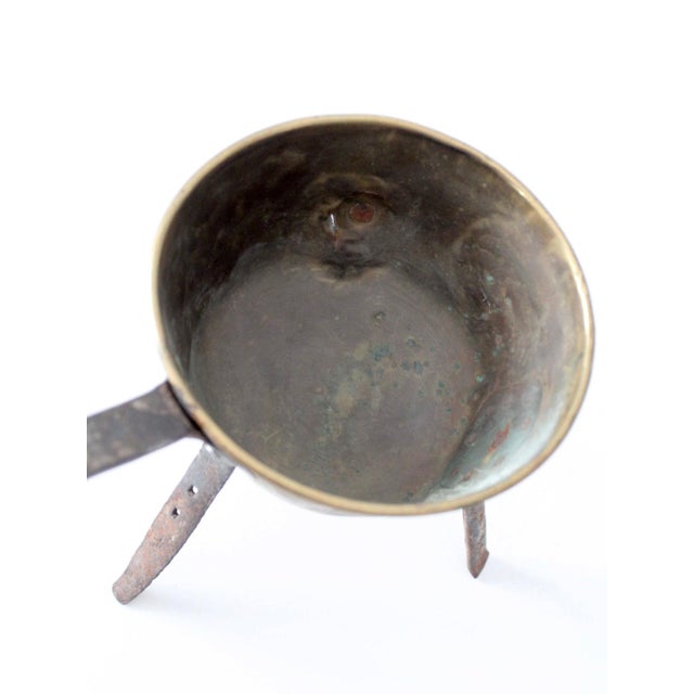 Antique Brass and Iron Three-Legged Hearth Cooking Pan For Sale - Image 6 of 16