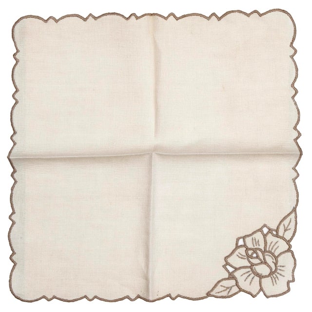 Traditional Vintage Linen Luncheon Napkins With Embroidered Flower Motif- Set of 8 For Sale - Image 3 of 9