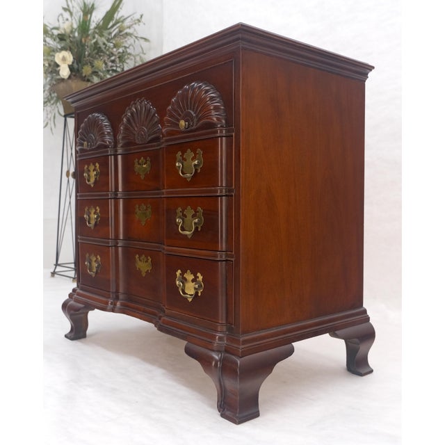Chippendale Mahogany Chippendale Style 4 Drawer Bracket Feet Bachelor Chest Dresser MINT For Sale - Image 3 of 14