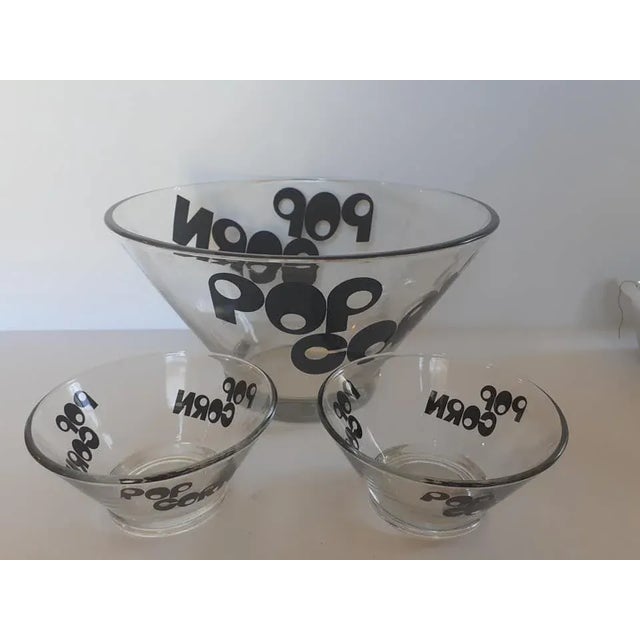 1960s Retro Popcorn Bowl Serving Set For Sale - Image 5 of 5