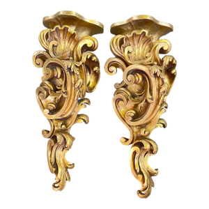 Florentine Giltwood Wall Brackets Large 19th Century - A Pair