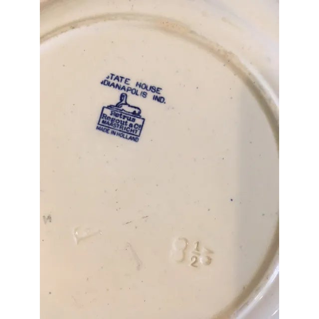 Late 19th Century Antique Late 19th Century Flow Blue Souvenir Plates Indianapolis & Rhode Island - Set of 2 For Sale - Image 5 of 11