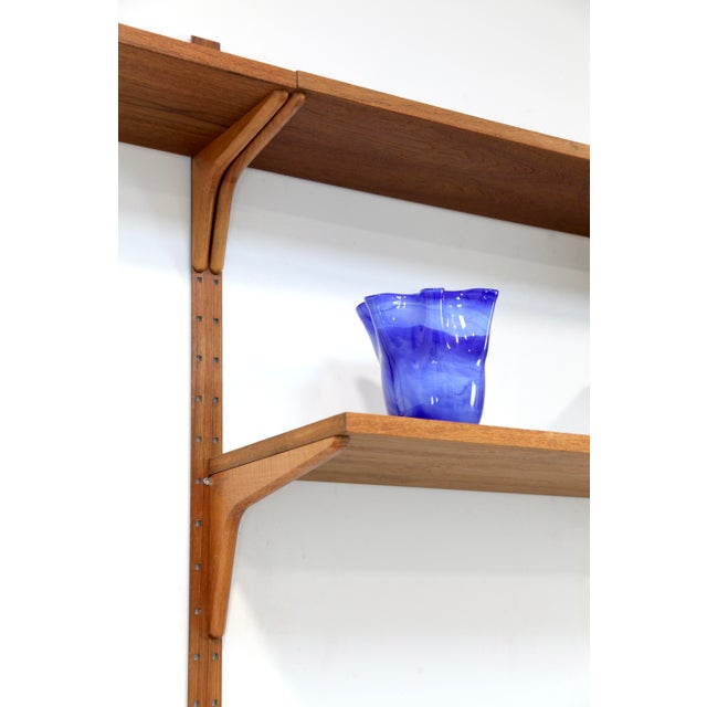Three-Strip Teak Wall Shelf from HG Furniture, 1960s, Set of 13 For Sale - Image 14 of 18