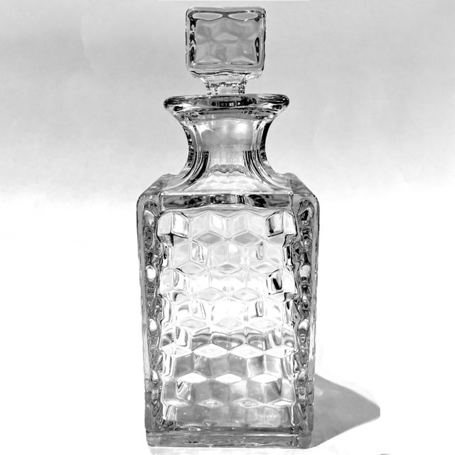 Fostoria has long been considered one of America's best producers of quality glass tableware. Their America pattern was...