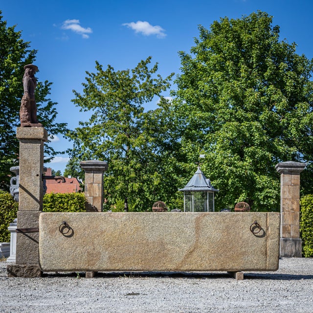 Stone Large 19th Century Granite Fountain with Column For Sale - Image 7 of 7