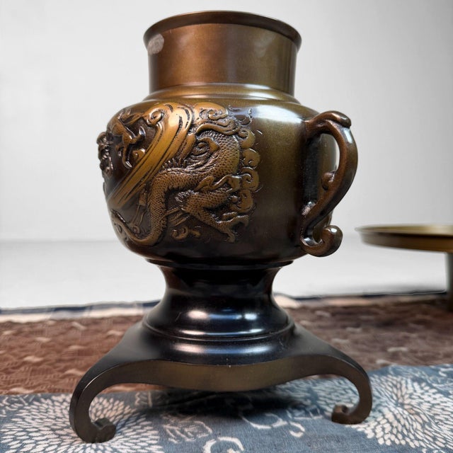 Bronze Usubata Ikebana Vase with Dragon and Tiger, Japan, 1990s For Sale - Image 12 of 18