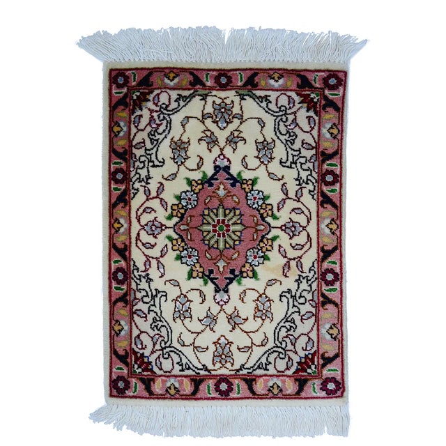 Beige Tabriz Rug in Silk and Cotton, 2000s For Sale - Image 8 of 8