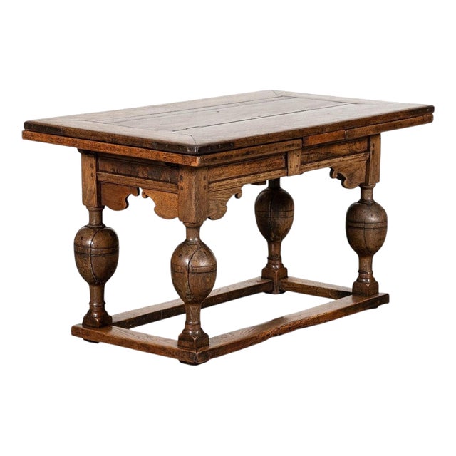 17th Century English Oak Draw-Leaf Refectory Table, 1680 For Sale