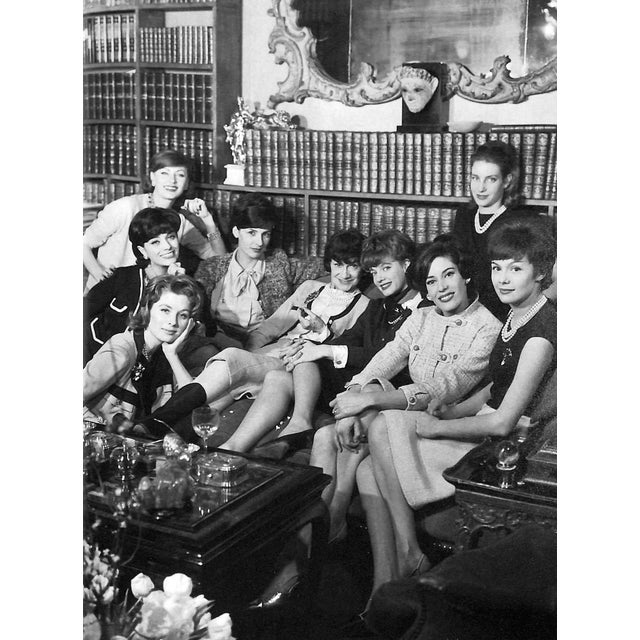 Traditional "Chanel and Her World: Friends, Fashion, and Fame" 2005 Charles-Roux, Edmonde For Sale - Image 3 of 12