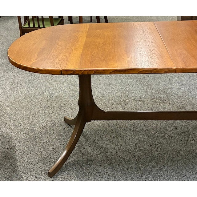 Extending Teak Oval Dining Table on Double Pedestal Base. Uk c.1960 For Sale - Image 11 of 12