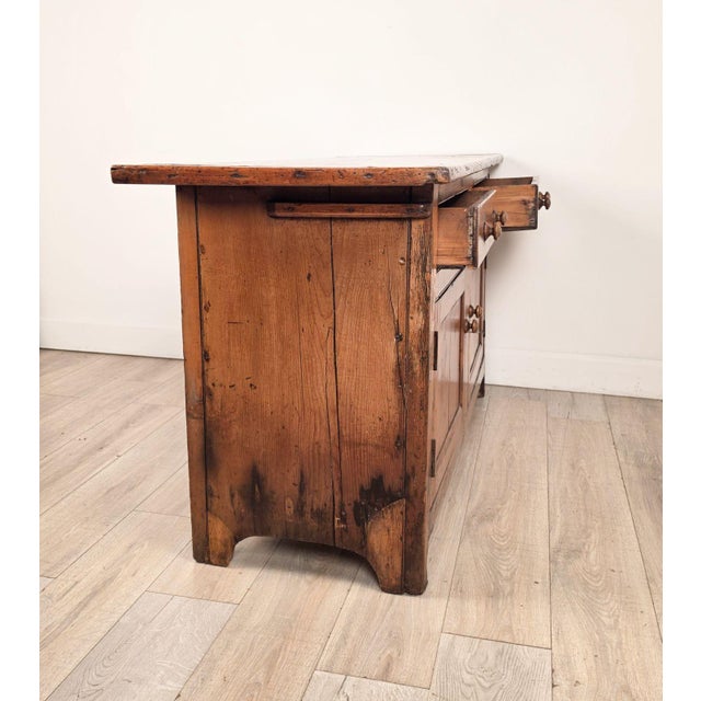 Light Yellow 19th Century English Rustic Pine Sideboard/Cabinet For Sale - Image 8 of 9