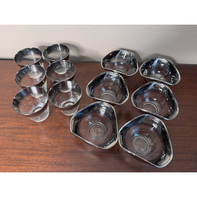 Glass Mid 20th Century Dorothy Thorpe Silver Rimmed Mid-Century Nut / Chip Bowls- Set of 6 For Sale - Image 7 of 7