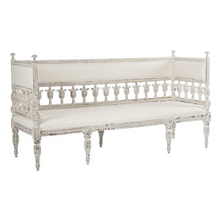 Isabel Bench - Off-white Linen / Distressed White Painted Frame For Sale
