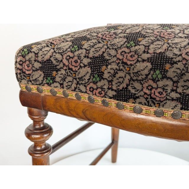 19th Century Sculptural Backrest Walnut and Velvet Sec Dining Chairs, Set of 4 For Sale - Image 6 of 13