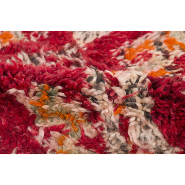 Traditional Vintage Moroccan Berber Shag Wool Rug With Diamond Grid by Rug & Kilim, 1950-1959 For Sale - Image 3 of 9