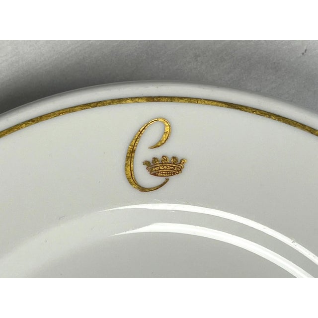 Late 20th Century Vintage Hôtel De Crillon Paris Plate | Gda Limoges Crowned C Monogram, Gold Rim For Sale - Image 5 of 9
