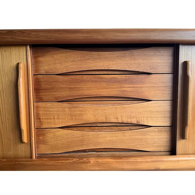 Vintage Danish Modern Cabinetmaker Teak Sideboard with Sliding Doors attributed to H.P. Hansen, Denmark, 1960s For Sale - Image 14 of 18