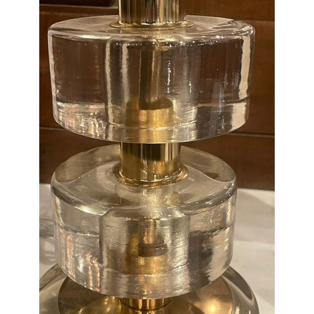 Pair of Murano Clear Glass and Brass Disc Lamps For Sale - Image 4 of 10