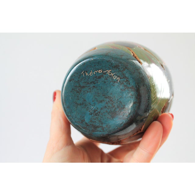 Vintage Folk Art Artisan Made Toucan Bird Design Nicaraguan Vase For Sale - Image 4 of 9