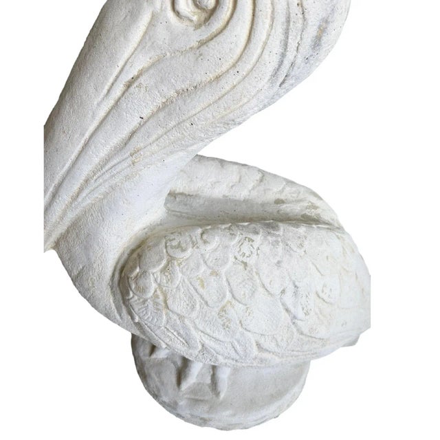1960s Vintage Pelican Indoor Outdoor Garden Figurine Decor Plaster Cement 1960s Palm Beach Regency For Sale - Image 5 of 6