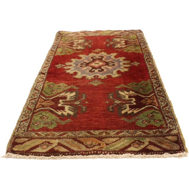 Mid-Century Modern Vintage Turkish Yastik Rug - 01'09 X 03'04 For Sale - Image 3 of 8