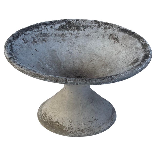 Mid-Century Modern Pair of Willy Guhl Fibrous Cement Planters for Eternit. Switzerland, 1960's, Attributed For Sale - Image 3 of 7