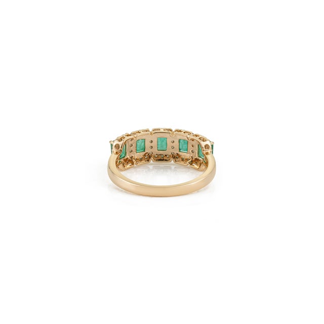 1.31 Carat Emerald & Diamond Statement Band Ring in 14k Yellow Gold Size 4 For Sale - Image 10 of 16
