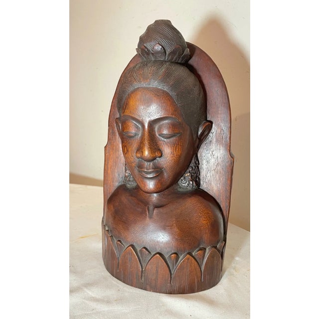 Up for sale is a high quality antique hand carved wooden Balinese bust sculpture. It's carved by hand out of a very dense,...