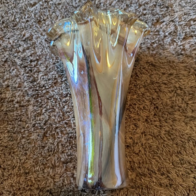 1990s Vintage MCM Murano Style Ruffled Hand Blown Swirl Art Glass Vase For Sale - Image 5 of 7