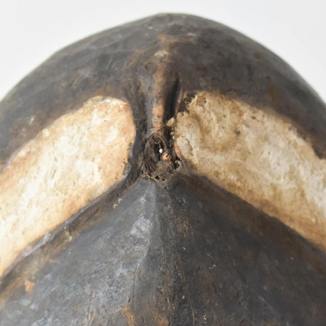 Early 20th Century Kumu Painted Wooden Mask For Sale - Image 9 of 9
