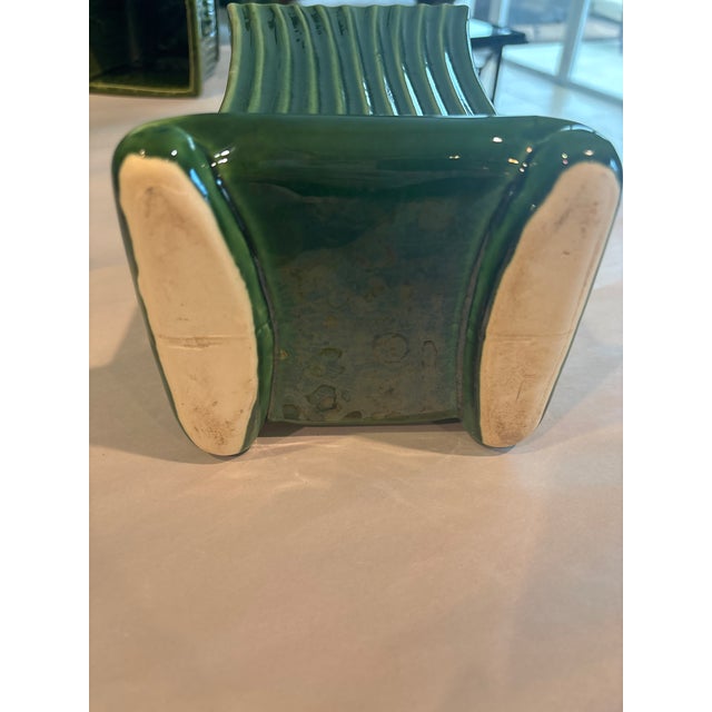 Art Deco Pair of Vintage Green Ribbed Ceramic Cachepots With Pedestal Bases, Art Deco Style For Sale - Image 3 of 12