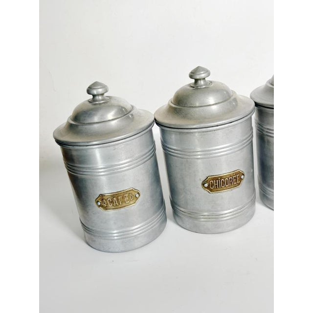Metal Provincial French Aluminium Kitchen Canisters, 1950s, Set of 6 For Sale - Image 7 of 17