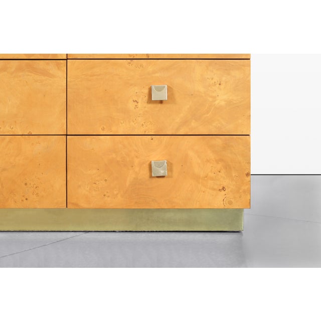 1970s Mid-Century Modern Burl Wood and Brass Dresser by Founders for Thomasville For Sale - Image 5 of 14