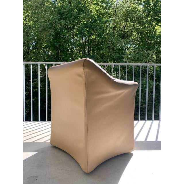 Tentazione Club Chair by Mario Bellini for Cassina, 1980s For Sale - Image 9 of 11