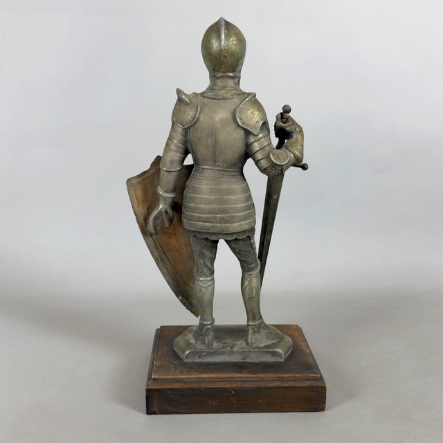 Vintage Medieval Knight Statue in Armor with Sword and Shield on Wooden Base from Artigianale, 1950s For Sale - Image 4 of 11