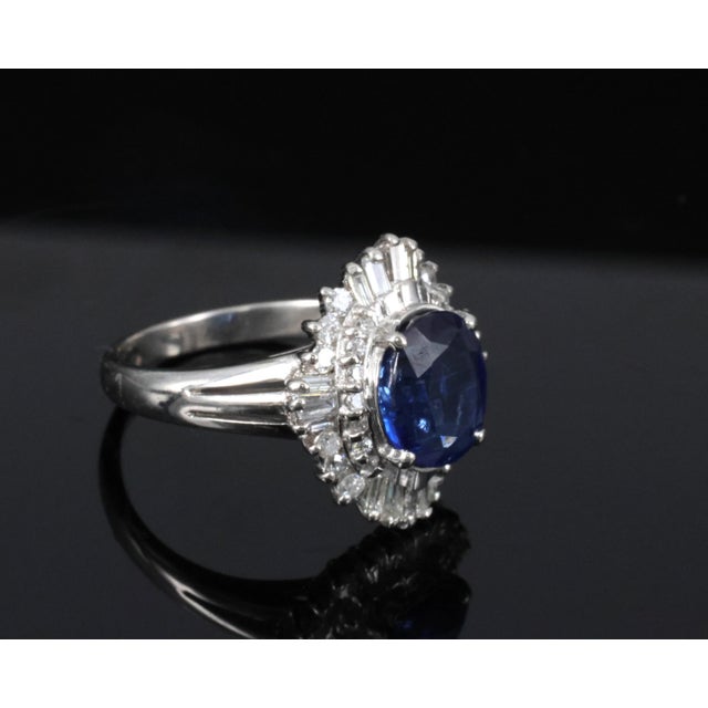 Late 20th Century Rare 2.39ct Gia Burma No Heat Sapphire & 0.55ct Platinum Ring, Size 6 For Sale - Image 15 of 16