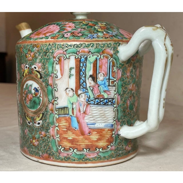 Antique Early 19th Century Chinese Export Rose Medallion Branch Porcelain Teapot For Sale - Image 11 of 13