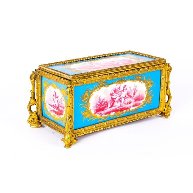 French Sevres Porcelain and Ormolu Jewelry Casket, 19th Century For Sale - Image 14 of 15