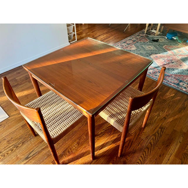 Mid-Century Modern Poul Hundevad for Hundevad & Co. (Hu) Expanding Teak Dining Table and Two Matching Woven Paper Cord Chairs. Made in Denmark. For Sale - Image 9 of 14