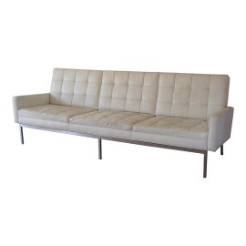 Example of Knoll Sofa Sets